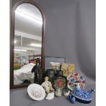 Collection of items includes Librasco egg nest, Knossos hand painted plate, Bradex Russian nursery