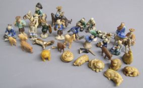 Clay, wood and resin Chinese miniature figures and animals - tallest approx. 4cm tall
