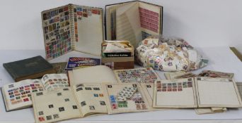 Large selection of used GB & World stamps, in albums and loose