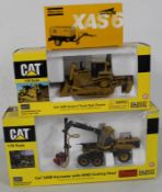 3 die cast models Atlas Copco XAS6 Portable compressor 1/25, CAT D8R Series II Track type tractor