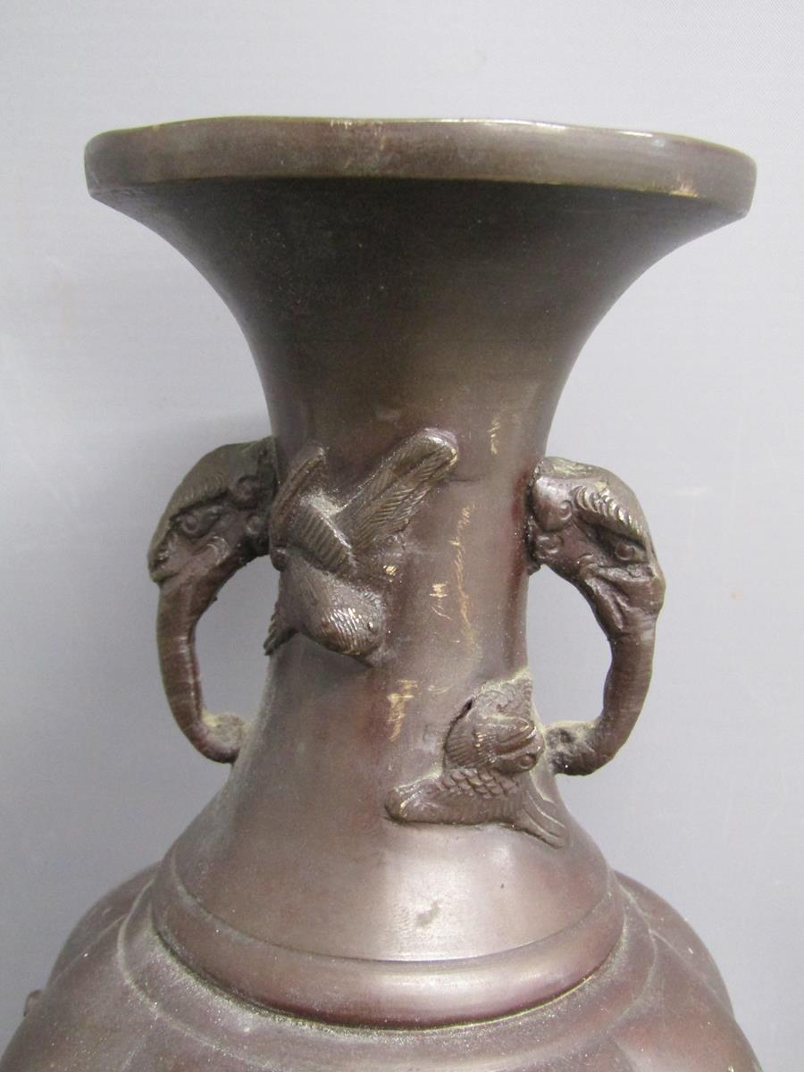 Pair Japanese Meiji period bronze vases decorated with relief decoration of birds and flowers - - Image 9 of 12