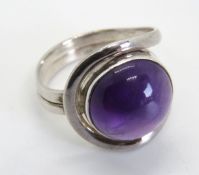 A silver and amethyst ring, stamped 925.