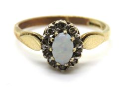A vintage 9ct gold opal ring, hallmarked, 2.2g, size N.