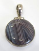 A silver and banded agate pendant, stamped 925.