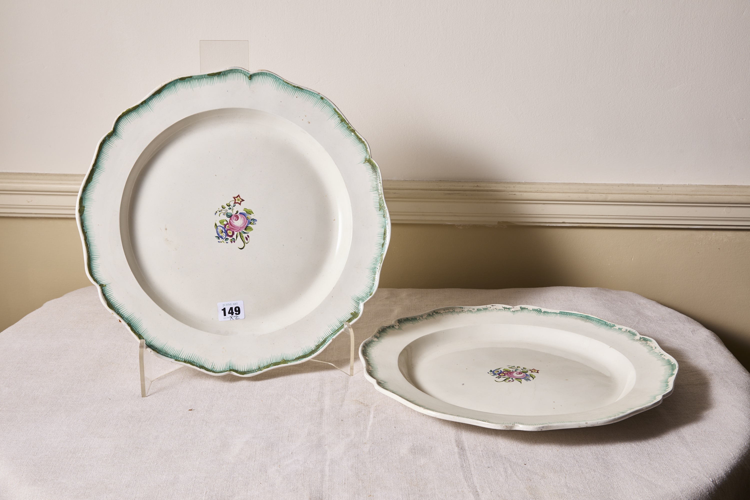 Shell Rim Motif Creamware A pair of antique 18th/19th century English creamware large dishes ...