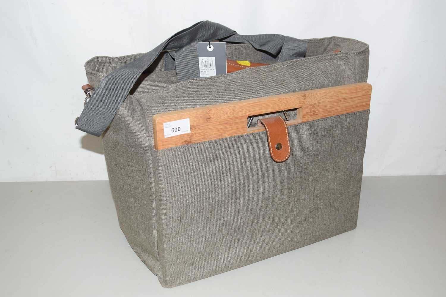 Weekly Auction of modern Furniture, Collectables, Household Effects, etc (Saleroom 6) - Keys Fine Art Auctioneers