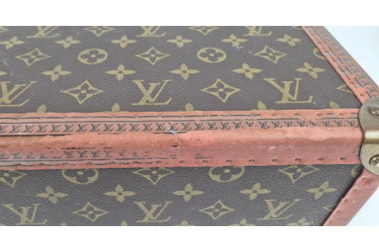 LOUIS VUITTON BOÎTE À FLACONS VANITY CASE, monogram coated canvas exterior with logo stamped trim, - Image 24 of 24