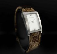 GUCCI 8600J LADIES WATCH.