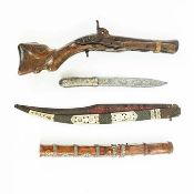 A SPANISH 19TH CENTURY NAVAJA CLASP KNIFE. (4).