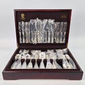 AN ARTHUR PRICE CANTEEN OF SILVER PLATED CUTLERY.