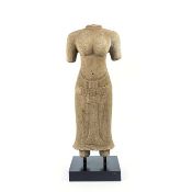 A CAMBODIAN KHMER SANDSTONE STATUE.