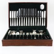 BUTLER SILVER PLATED CANTEEN OF CUTLEY.