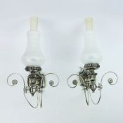 PAIR OF 1940s ITALIAN NEOCLASSICAL STYLE SCIOLARI POLISHED METAL WALL LIGHTS WITH GLASS SHADES.