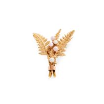 Cairncross of Perth: A Scottish freshwater pearl 'Fern' brooch