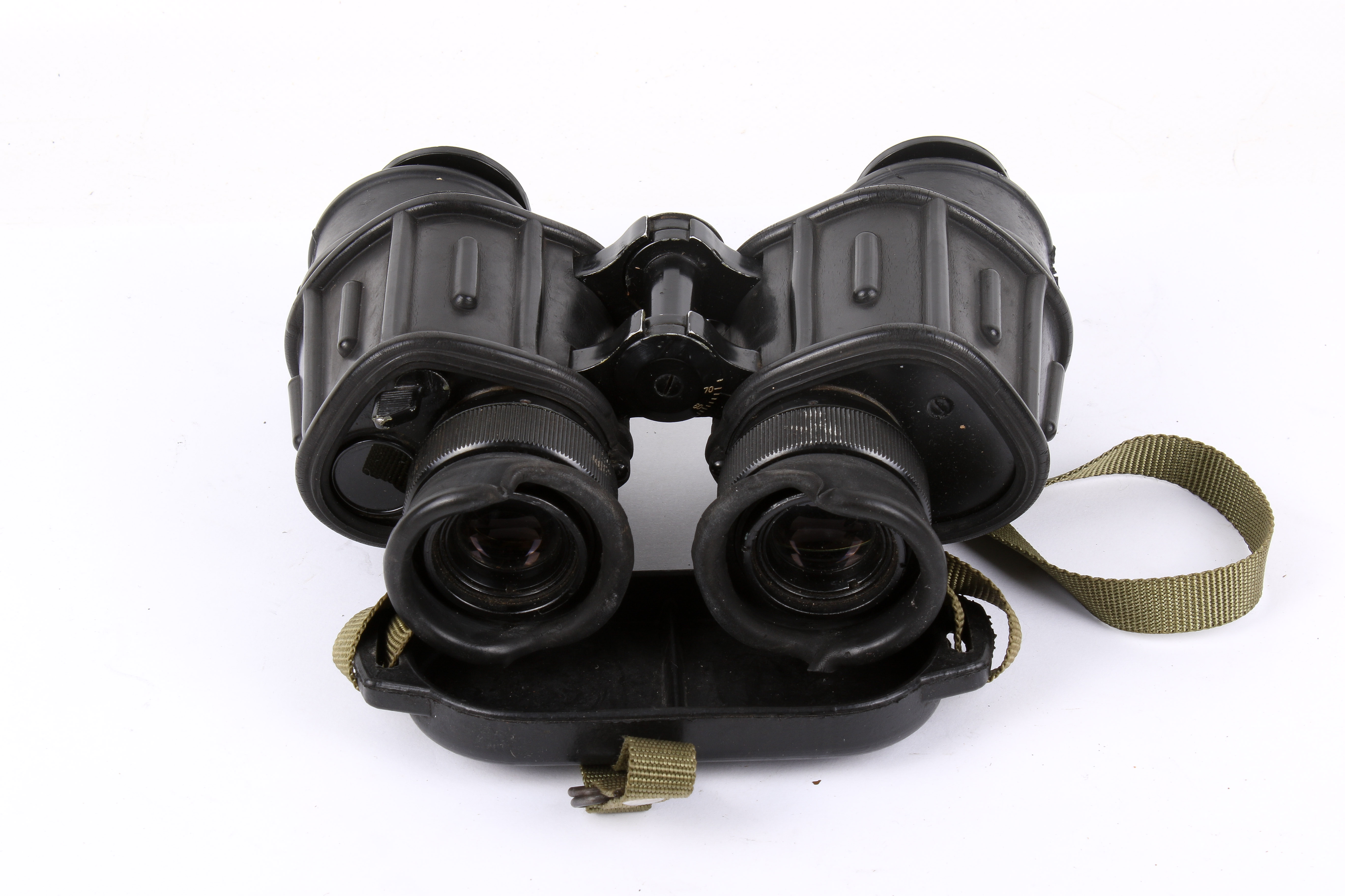 A pair of Romanian Amy IOR 7x40 binoculars. Dated 1978, S/N 02275, with lens and eye caps. - Image 3 of 3