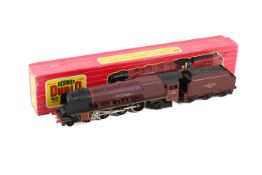 A Hornby Dublo 00 gauge 2-rail locomotive and tender. 2226, 4-6-0, 'City of London' No.