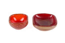 Two glass bowls in the mid-century style of Carlo Scarpa, Venini, Murano. Unsigned. Max.