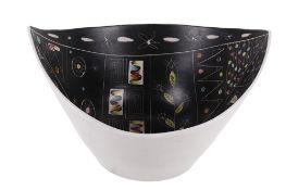 A Glyn Colledge (1922-2000) for Denby Pottery bowl in the 'Cheviot' pattern.