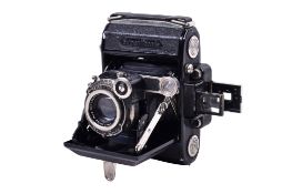 A Ziess Ikon Super Ikona 530 4.5 x 6 medium format folding rangefinder camera.