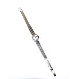 14 k Weißgold Damen-Armbanduhr, Zifferblatt mit Diamantkranz, 23,4 gr., L 16 cm, Funktion nicht