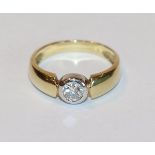14 k Gelbgold Ring mit in Weißgold gefaßten Diamanten, ca. 0,45 ct.