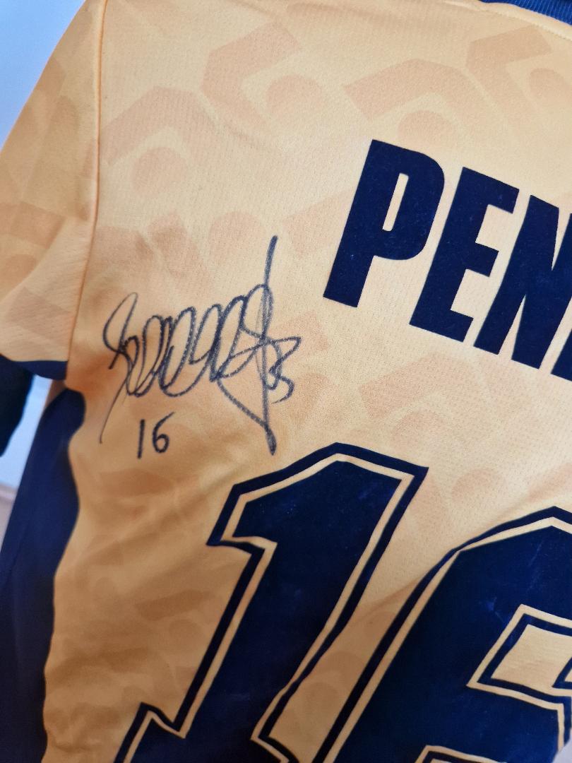 LIVERPOOL TEAM NUMBER 16 JERMAINE PENNANT MASTERS TOURNAMENT WORN SHIRT - Image 3 of 4