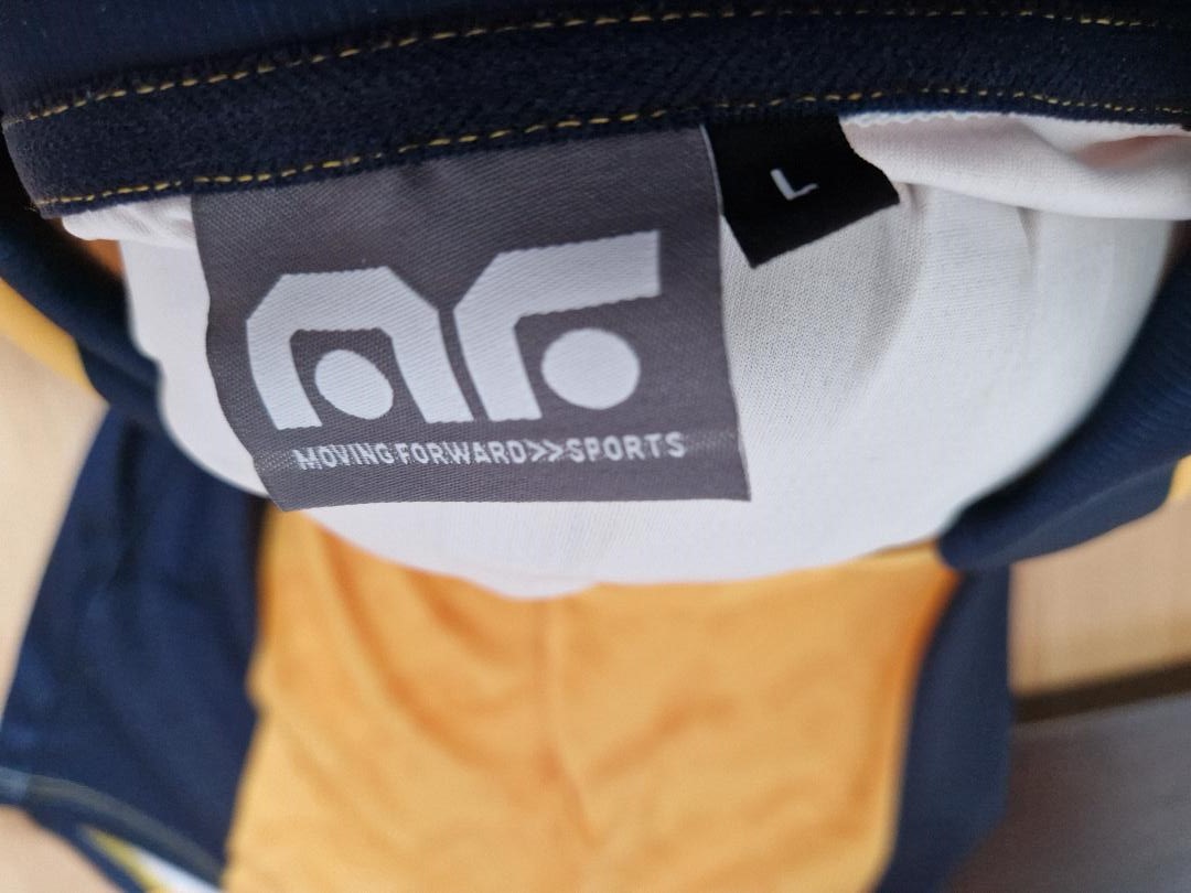 LIVERPOOL TEAM NUMBER 25 DAVID THOMPSON MASTERS TOURNAMENT WORN SHIRT - Image 3 of 3