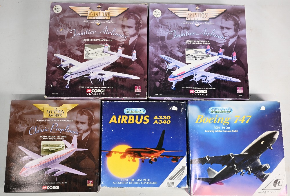 Corgi Aviation Archive Collector Series 1:44 scale 47601 Vickers Viscount 700, 47505 Lockheed