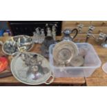 A silver capstan inkwell (hinged cover a/f), together with a quantity of silver plated wares