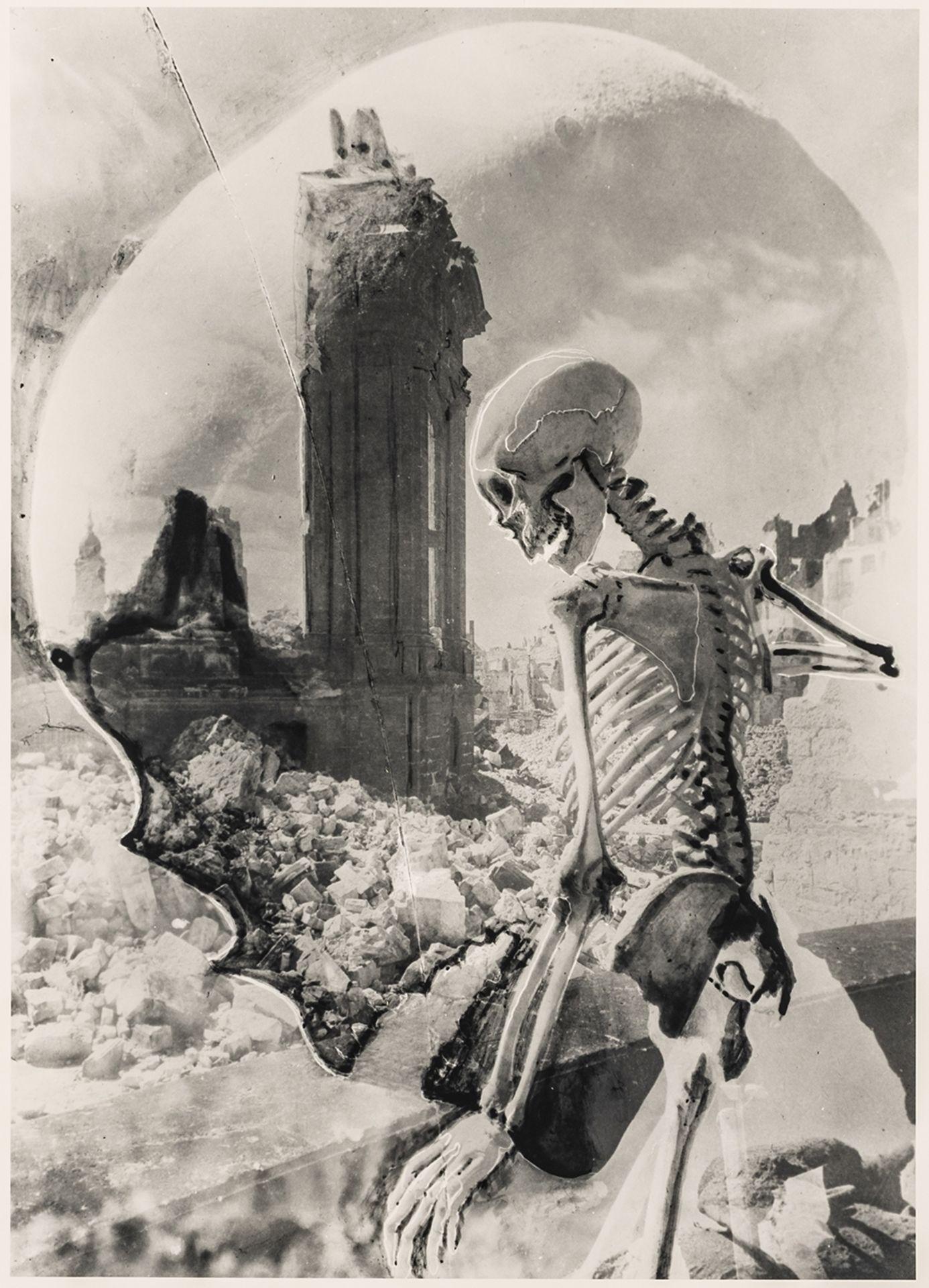 Kesting, Edmund. Dresdner Totentanz. Mit 5 Photoarbeiten. Silbe - Bild 2 aus 6