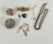 A 9ct gold brooch, 9ct gold chain total weight of 9ct gold approx. 5.61g, brooches etc