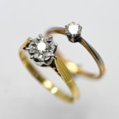 Two 18ct gold dress rings, total weight 4.5g.