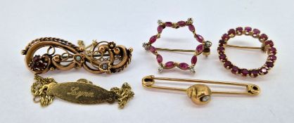 Four 9ct gold brooches together with 9ct bracelet, total weight approx 10.4g