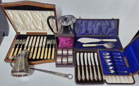 A collection of silver plated items, to include flatware, cased napkin rings set, fish slice and