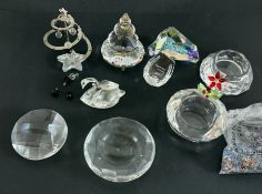 Swarovski Crystal Glass, mixed lot including Xmas Tree, Siku 2011 plaque, Swan, loose beads etc, all