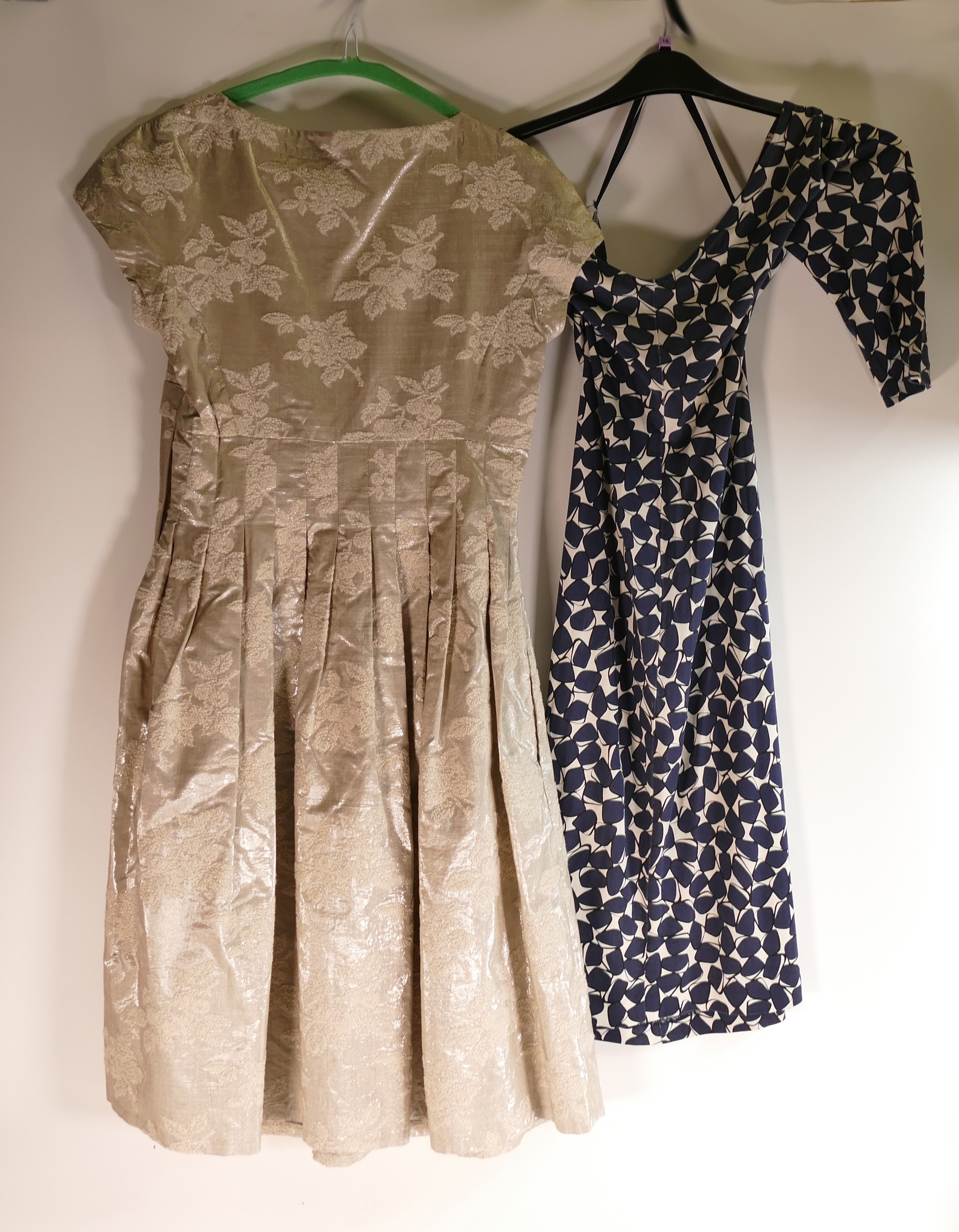 Diane von Furstenberg blue & white dress, size 8 together with Moschino beige dress, size 8. (2) - Image 5 of 6