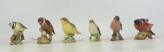 Beswick, Six models of birds including Bullfinch 1042, Blue Tit 992, Goldcrest 2415, Chaffinch