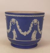 Wedgwood 20th century Blue Dip Ware large planter 23cm dia x 20cm tall
