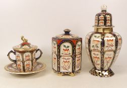 Masons, Masterpiece Series Liided Vase, Chocolate Cup and lidded jar. (3)
