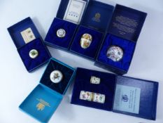 Six Halcyon Days enamels small screw lid boxes featuring designs of Rabbits, Teddy's, Floral,