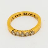 18ct Gold CLOGAU 5 stone diamond ring size Q, 4.75g. With box & original purchase receipt for £