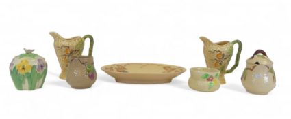 A collection of Wade Heath and Bramble pitcher's, oval serving dish and lidded sugar bowls. (7)