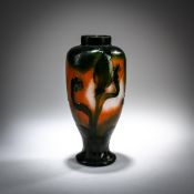 Henri Bergé, Martelé-Vase 'Tulipes', 1898/99