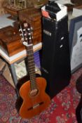 A SPANISH AL-HAMBRA 'MURO DEL ALOOY' ACOUSTIC GUITAR marked with the numbers 001876, model 3C to the