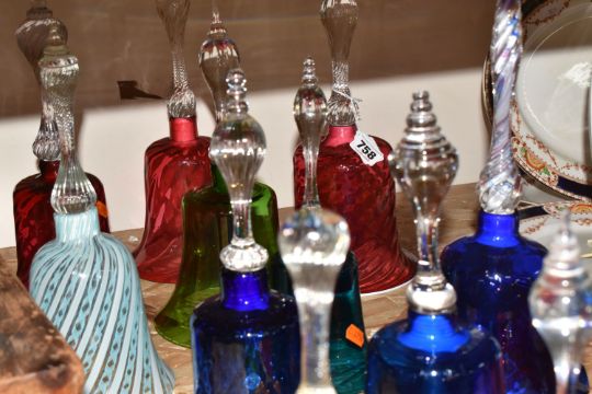 A COLLECTION OF TWELVE COLOURED GLASS BELLS of assorted size and patterns with various handles and - Image 4 of 6