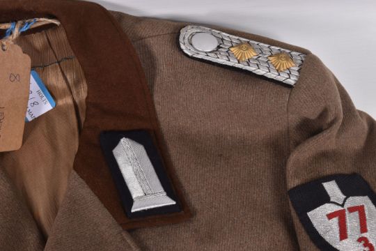 A WWII GERMAN RAD HAUPTAMTSWALTER TUNIC, this jacket retains its bullion collar tabs and shoulder - Image 3 of 8