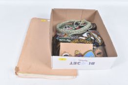 BOX CONTAINING LARGE NUMBER OF MILITARY PATCHES/INSIGNIA, from British Special forces and other