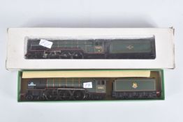 A BOXED TRIX LILIPUT OO GAUGE A2 CLASS LOCOMOTIVE, 'A.H. PEPPERCORN' No.60525 (1061), with a boxed