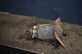 A MORRIS 8 VINTAGE GEARBOX (UNKNOWN CONDITION)