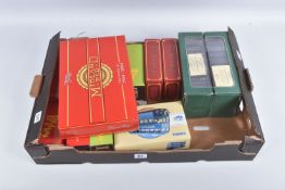 A COLLECTION OF BOXED DIECAST MODEL BUSES, to include two 1:50 scale CSM Collectors Models, a MCW